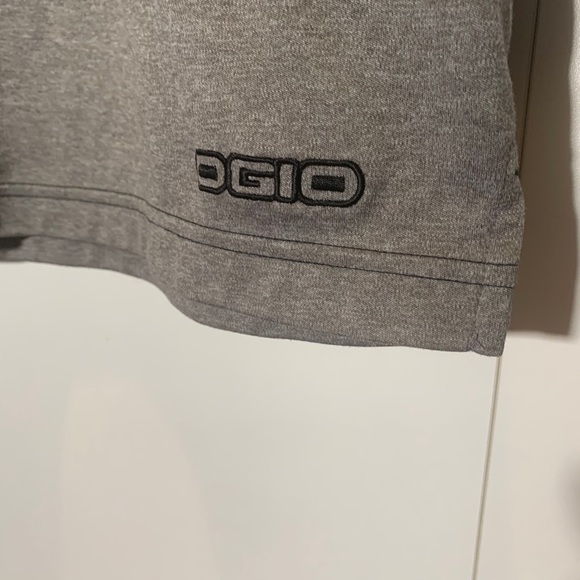 Bundle of 2 Ogio golf shirts - Picture 10 of 11